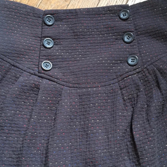 Sailor skirt w/ gray & multi-colored thread - Picture 2 of 6